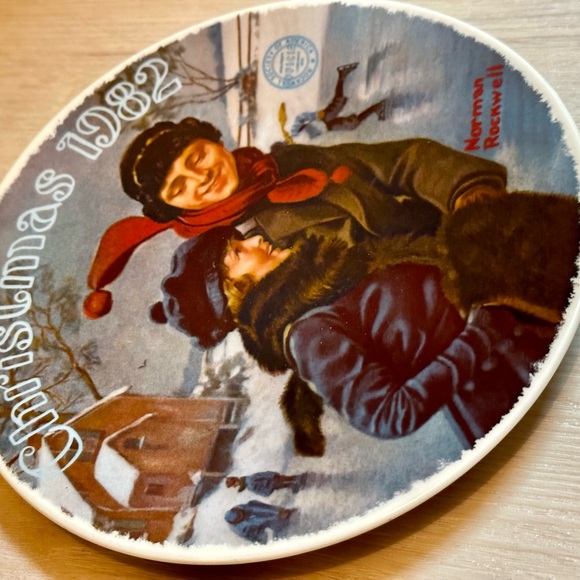 Rare Norman Rockwell Christmas 1982 Collector Plate w/ Certificate of Authority - Picture 12 of 16